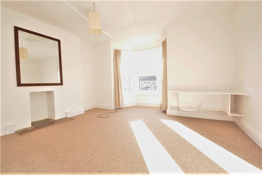 Additional image 11 of Triangle North, Bath - Suitable for x3 sharers