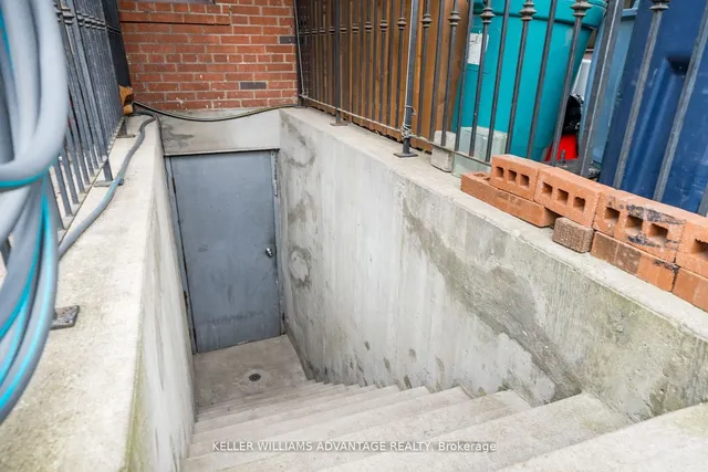 Additional image 39 of 462&464 Sammon Ave