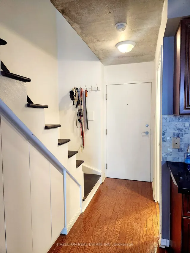 Additional image 3 of 954 King St Unit 508