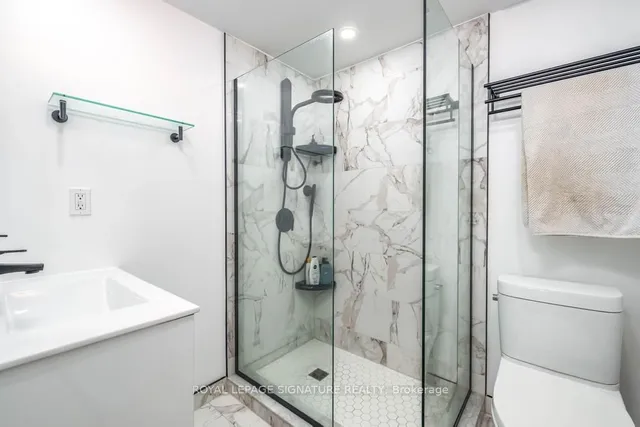 Additional image 29 of 114 Cedar Lake Cres