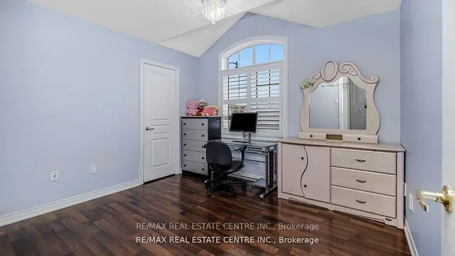 Additional image 20 of 1 Sage Meadow Cres