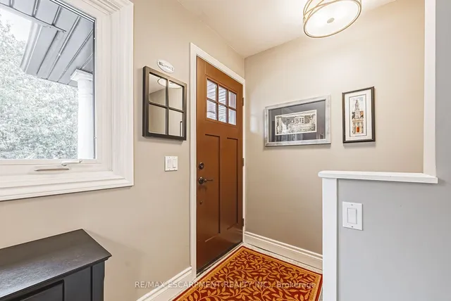 Additional image 4 of 61 Home St