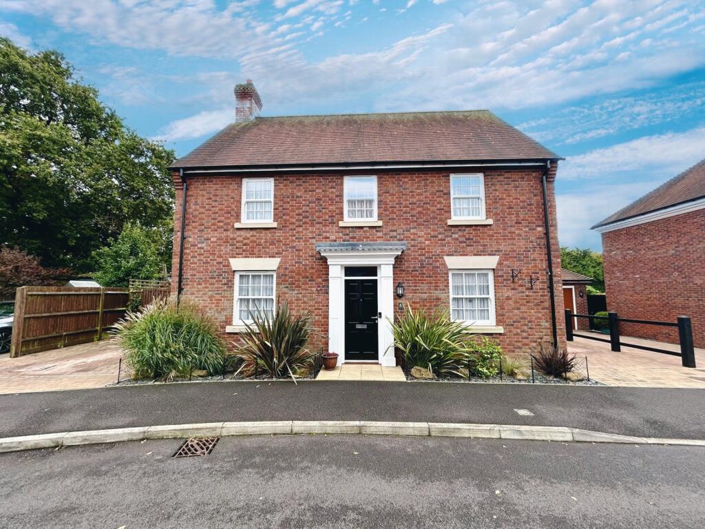 Hillrick Crescent, Yeovil, BA21