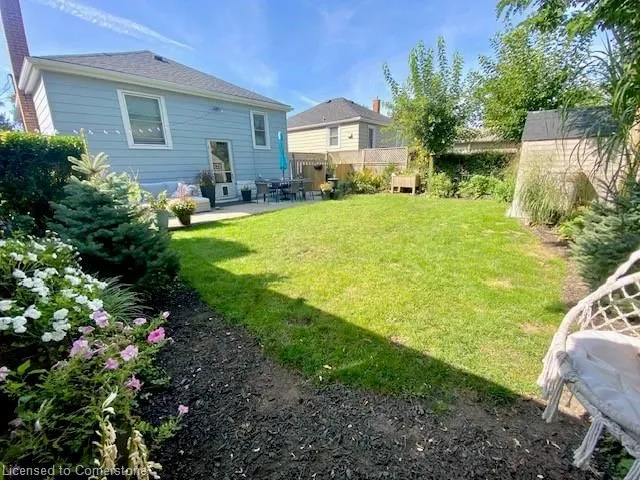 Additional image 38 of 291 Thayer Ave