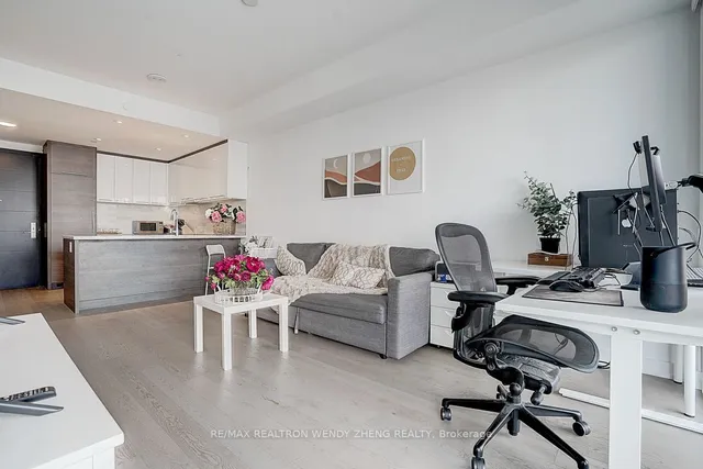 Additional image 13 of 488 University Ave Unit 2012