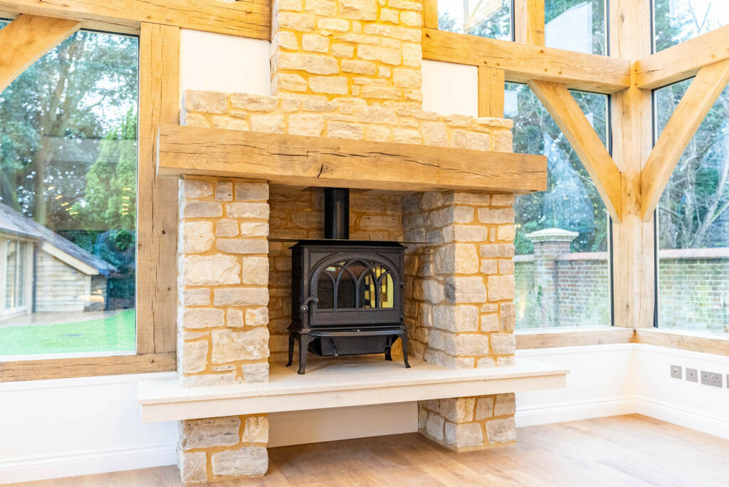 Additional image 9 of Oakridge, Drop Lane, Bricket Wood, St Albans, AL2