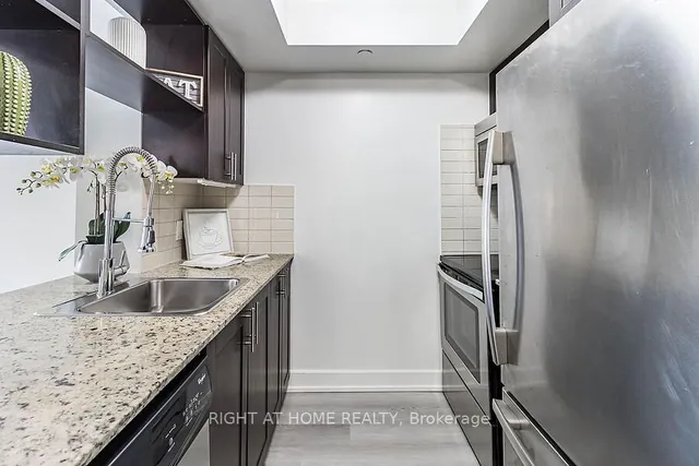 Additional image 20 of 2 Eva Rd Unit 1826