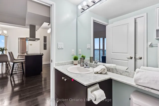 Additional image 26 of 50 Absolute Ave Unit 3701