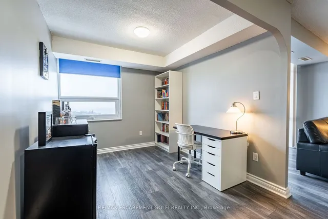 Additional image 17 of 500 Green Rd Unit 1415