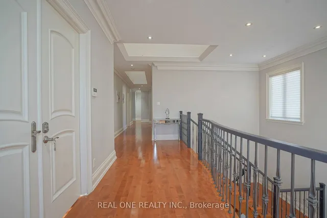 Additional image 20 of 231 Churchill Ave