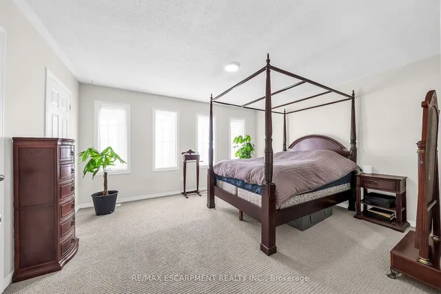 Additional image 16 of 5115 Silvercreek Dr