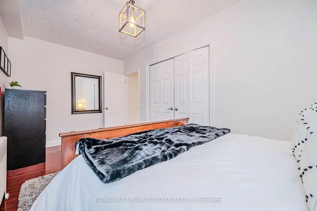 Additional image 17 of 802 KING St Unit 3