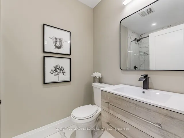 Additional image 23 of 19 DONALDA Cres