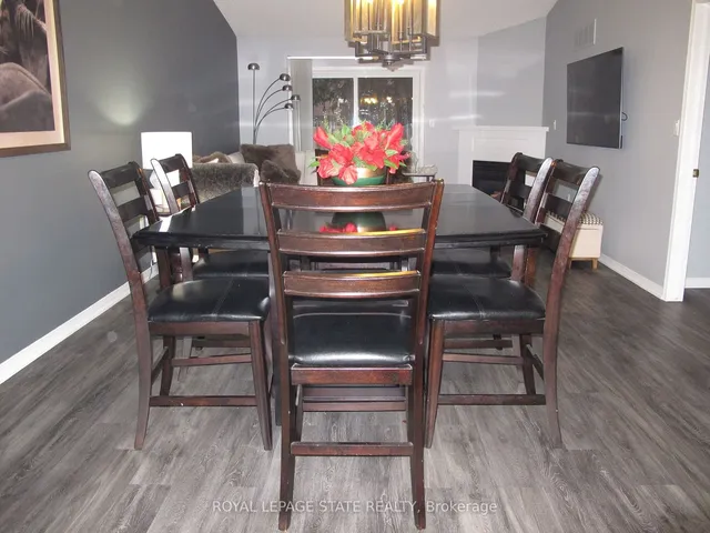 Additional image 10 of 60 Rice Ave Unit 6