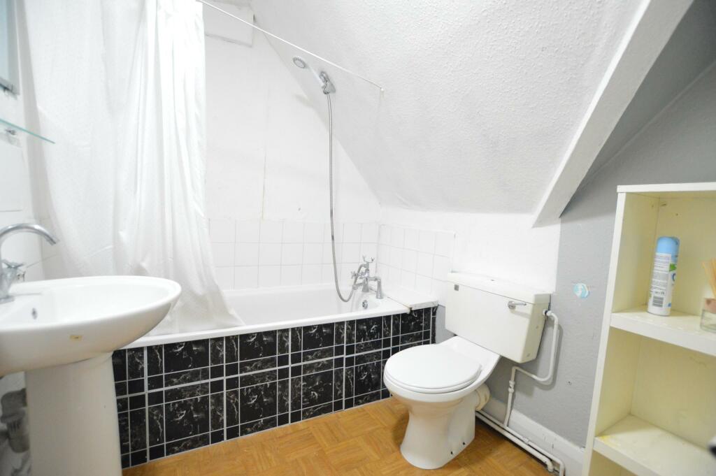 Additional image 5 of Waverley Road, St Albans, AL3