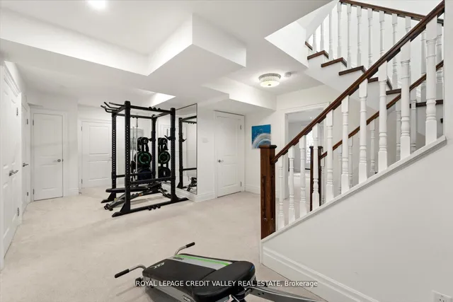 Additional image 32 of 128 Laurel Ave