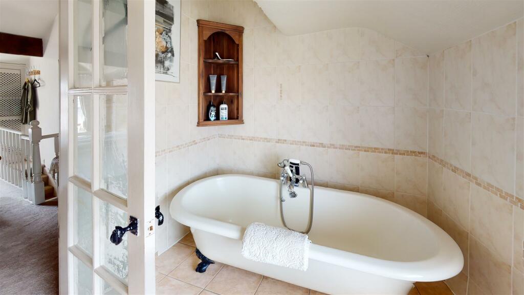 Additional image 26 of McCullough's Music Tavern & Burnulfsuuic Restaurant. Barnoldswick