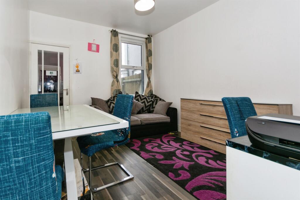 Additional image 4 of Solihull Road, Sparkhill, Birmingham