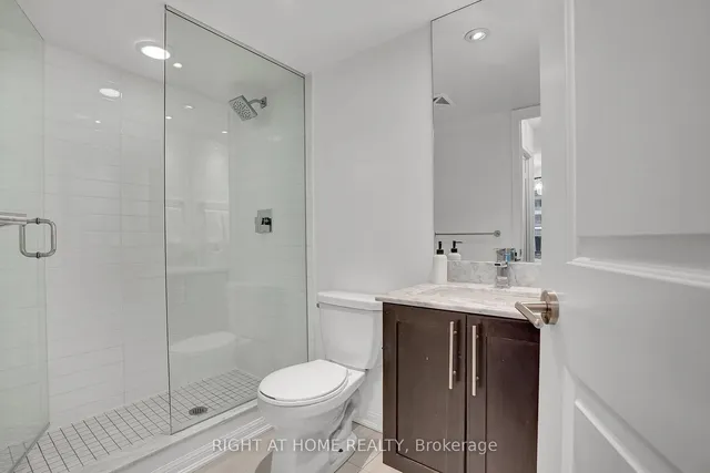 Additional image 33 of 35 Bastion St Unit 809