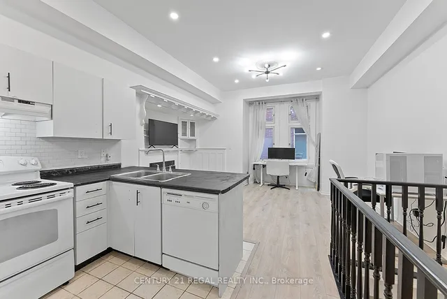 Additional image 14 of 228 St George St Unit 3