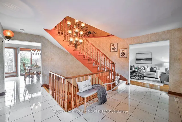 Additional image 8 of 21 Disan Crt