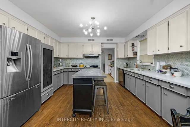 Additional image 12 of 27 Suncrest Dr