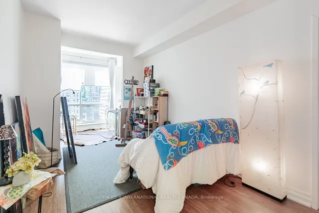 Additional image 30 of 10 Queens Quay Unit 2305