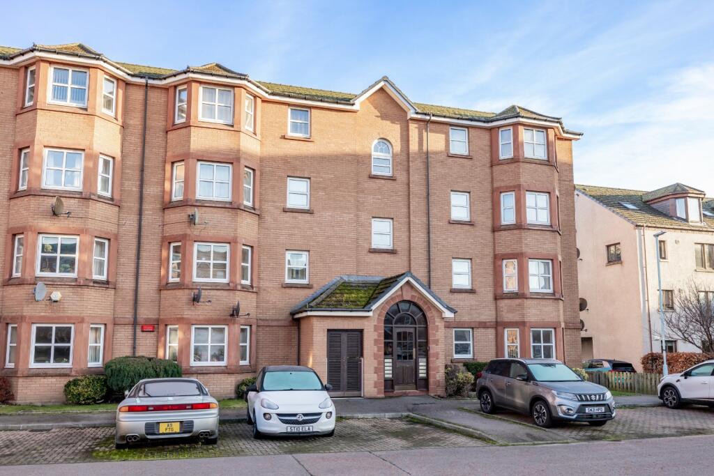 Ashgrove Avenue, Aberdeen, AB25