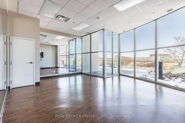 Additional image 31 of 9 George St Unit 907