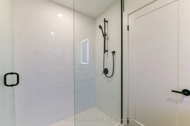 Additional image 19 of 1250 Davenport Rd