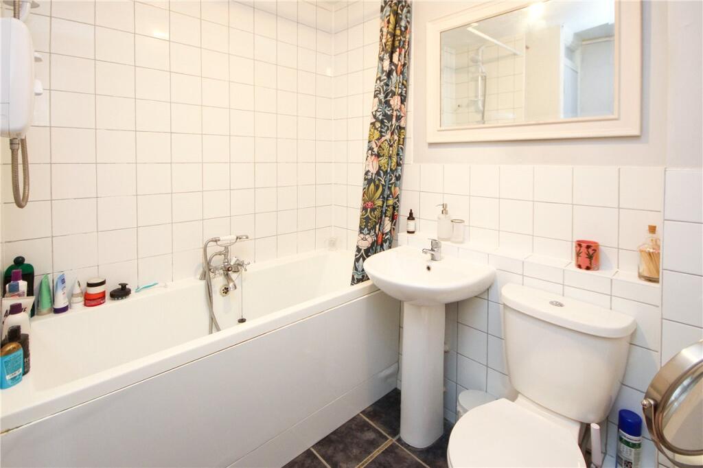 Additional image 5 of Milford Close, St. Albans, Hertfordshire, AL4