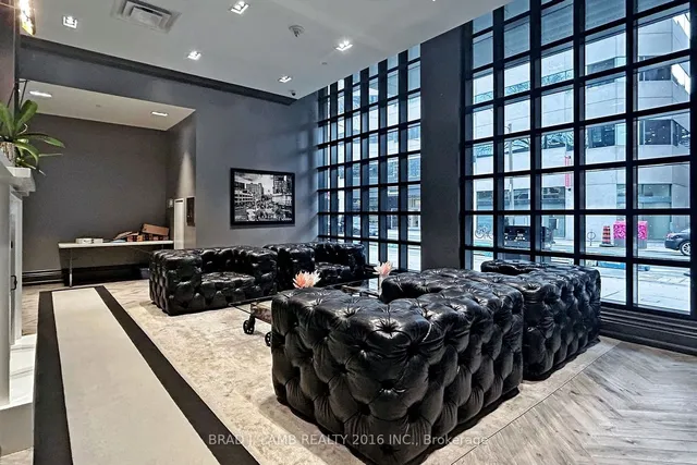 Additional image 36 of 608 Richmond St Unit 520