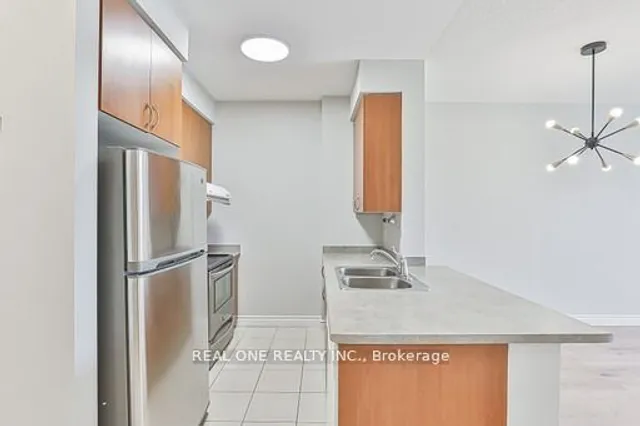 Additional image 7 of 61 HEINTZMAN St Unit 312