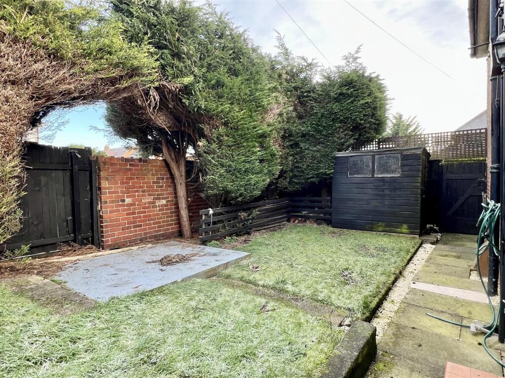 Additional image 25 of Petersfield Drive, Rowley Regis