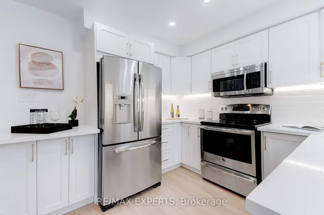 Additional image 11 of 174 Powell Dr