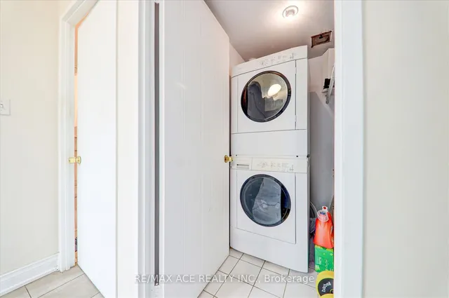 Additional image 21 of 2550 Lawrence Ave Unit 1415