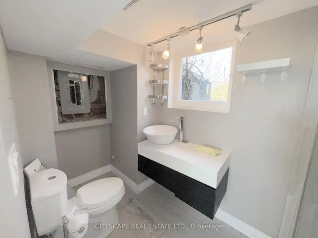 Additional image 29 of 2231 Sidney Dr