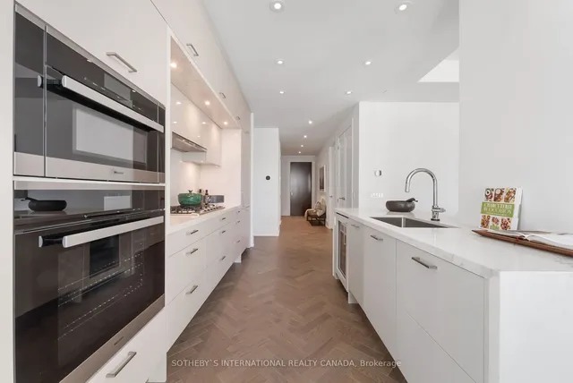 Additional image 5 of 455 Wellington St Unit 1105