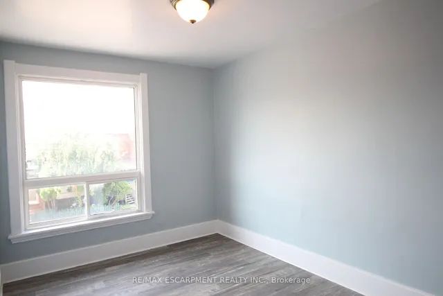 Additional image 16 of 701 Wilson St