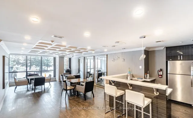 Additional image 34 of 33 Elmhurst Ave Unit 2401