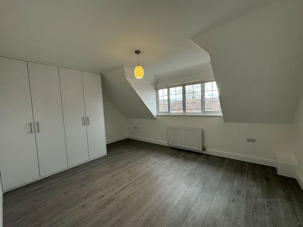 Additional image 8 of Bradmore Green, AL9