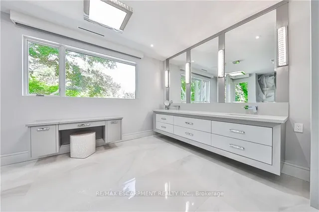 Additional image 20 of 2250 Chancery Lane