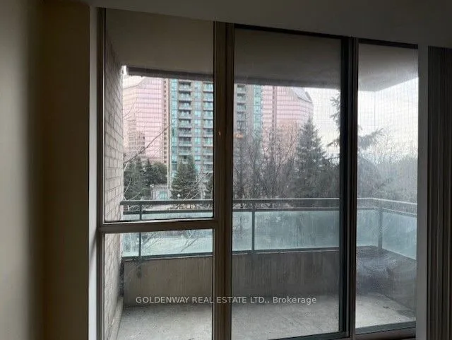 Additional image 7 of 39 Pemberton Ave Unit 401