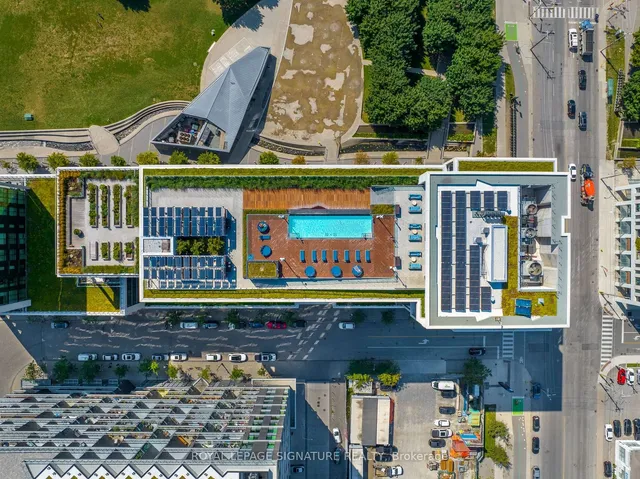 Additional image 38 of 55 Merchants' Wharf Unit 428