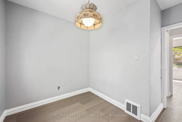 Additional image 14 of 34 Dixon Rd