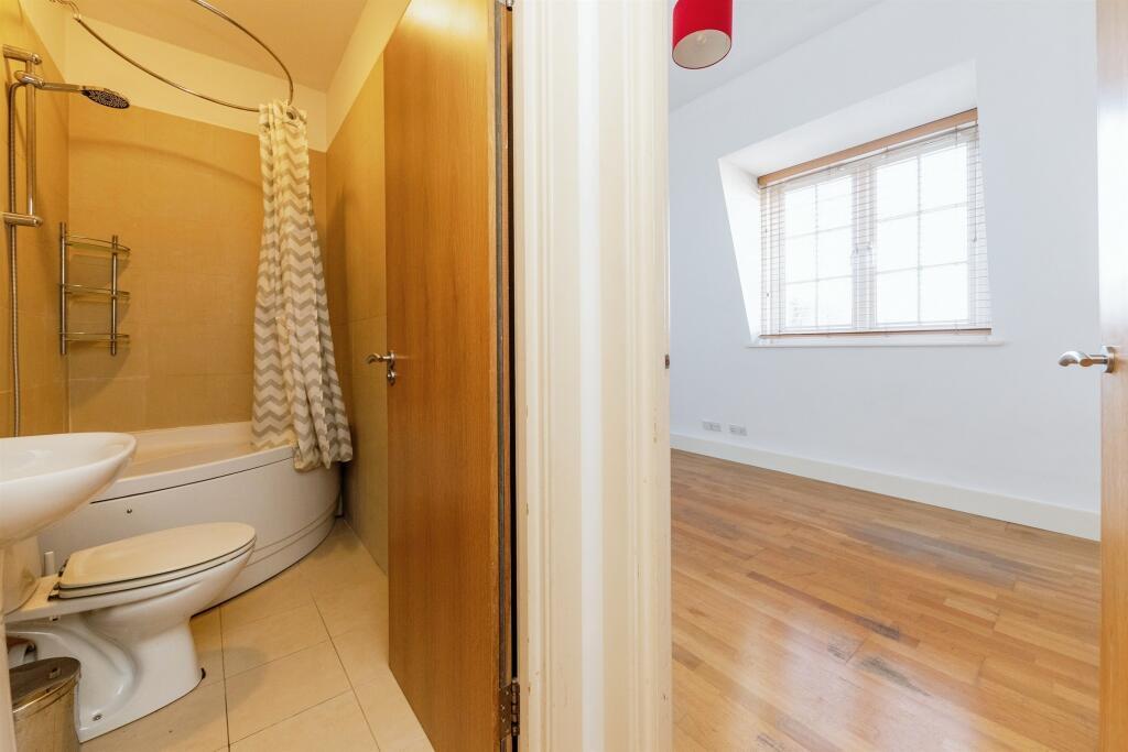 Additional image 4 of Stonehills, WELWYN GARDEN CITY