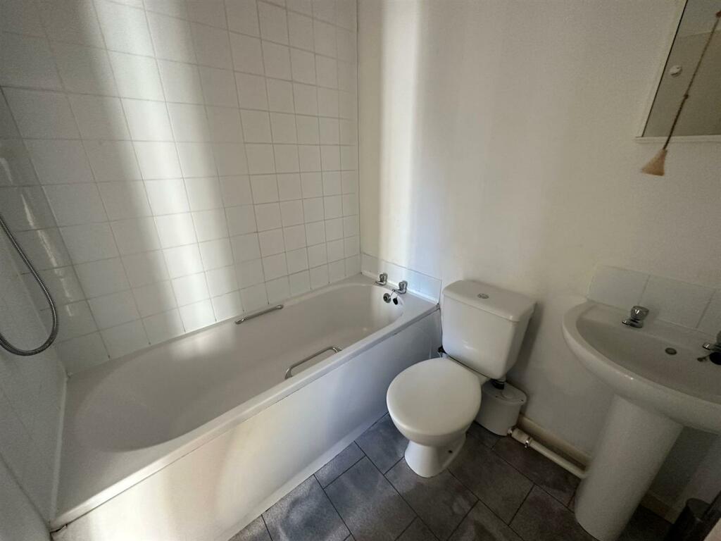 Additional image 8 of Junction Road, Birmingham