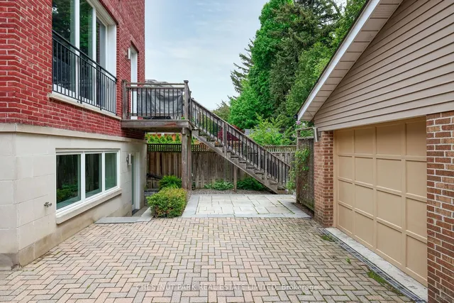 Additional image 40 of 229 Douglas Ave