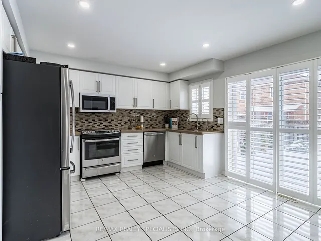 Additional image 13 of 17 Edenvalley Rd