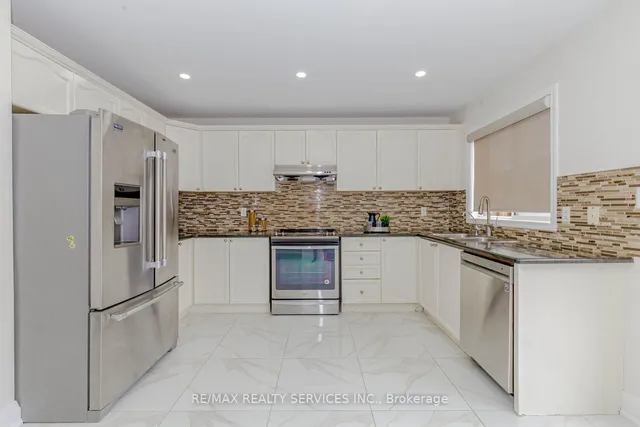 Additional image 15 of 12 Benmore Cres